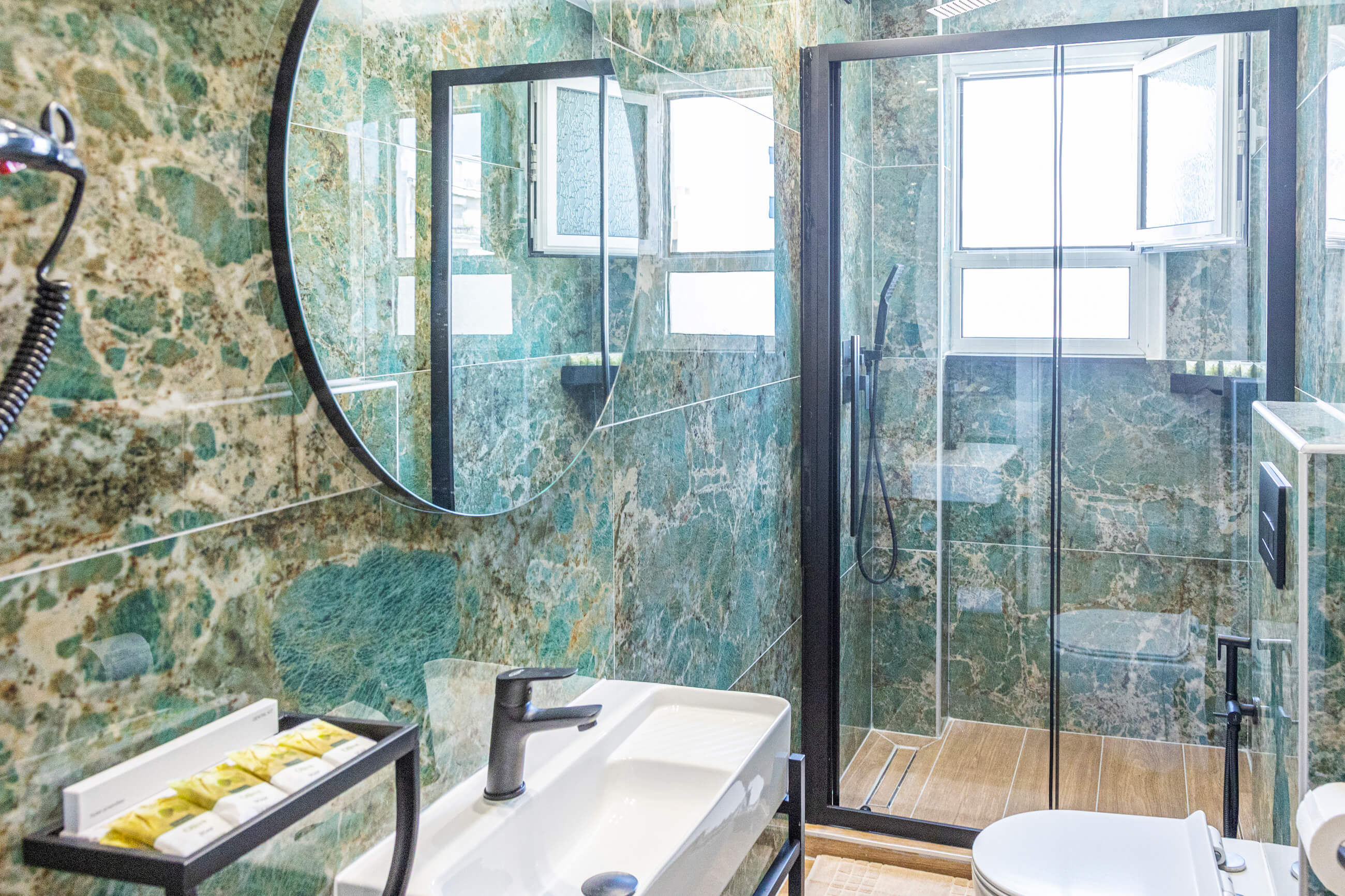 Ernest Suites Monastiraki
